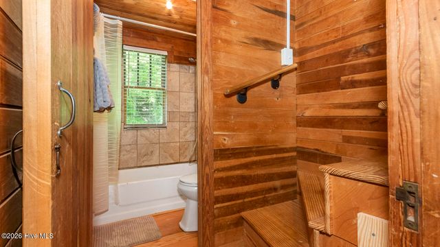 1740 Windingstairs Road, Topton, NC 28781