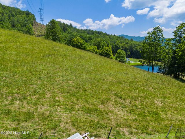 1740 Windingstairs Road, Topton, NC 28781