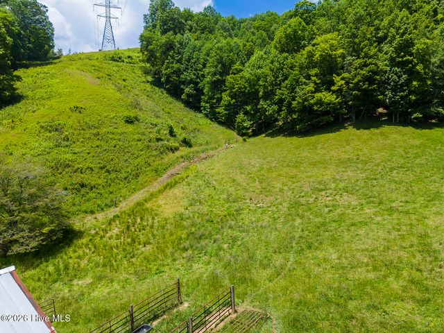 1740 Windingstairs Road, Topton, NC 28781