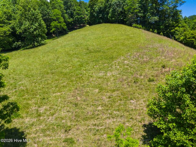 1740 Windingstairs Road, Topton, NC 28781