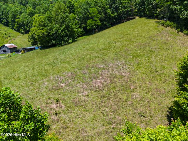 1740 Windingstairs Road, Topton, NC 28781