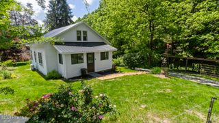 1740 Windingstairs Road, Topton, NC 28781