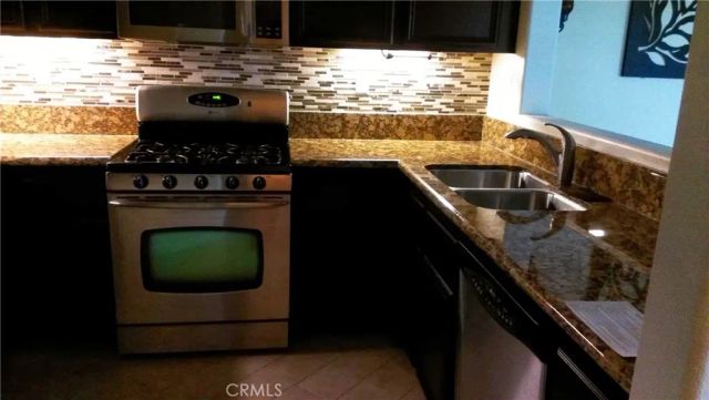 50 Trailing Vine, Irvine, CA 92602