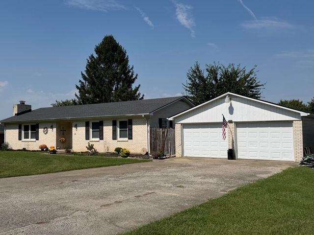 120 Halls Gap Estates Road, Stanford, KY 40484