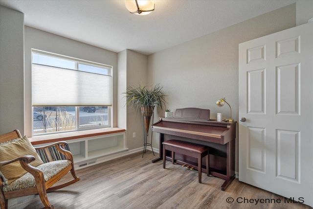 3612 THOMAS RD, Cheyenne, WY 82009