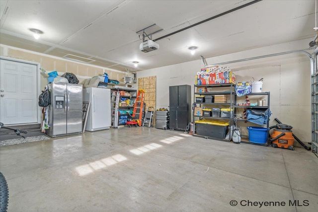 3612 THOMAS RD, Cheyenne, WY 82009
