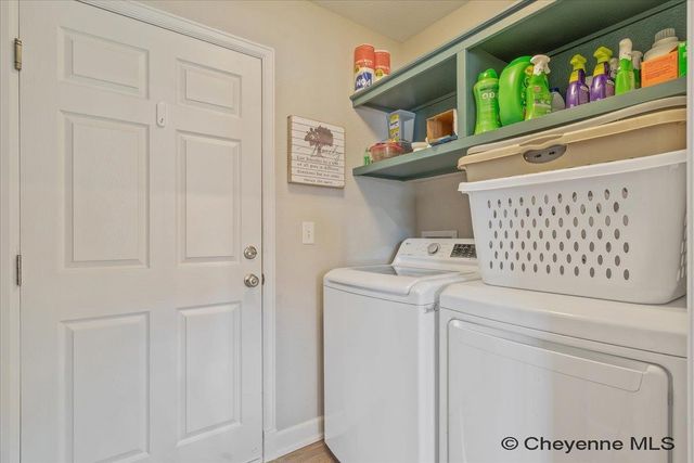 3612 THOMAS RD, Cheyenne, WY 82009