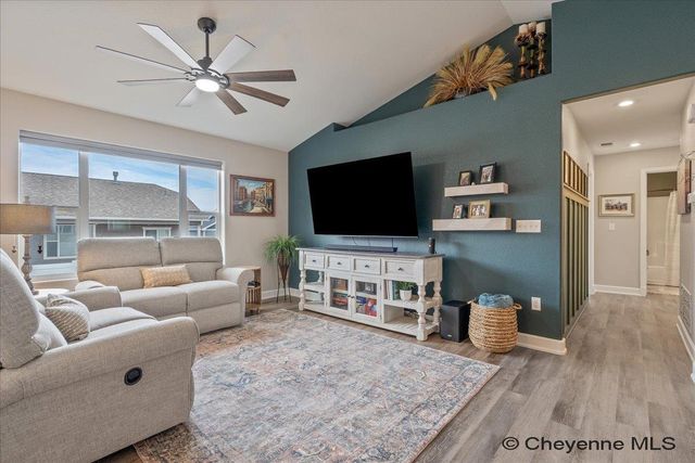 3612 THOMAS RD, Cheyenne, WY 82009