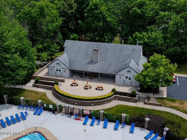 16 Pagoda Lane, Freehold, NJ 07728