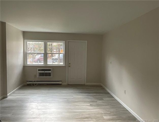 1271 Washington Street 5, Middletown, CT 06457