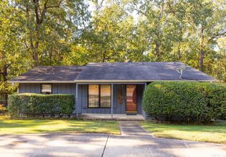 1100 Watson Place Street, Benton, AR 72015