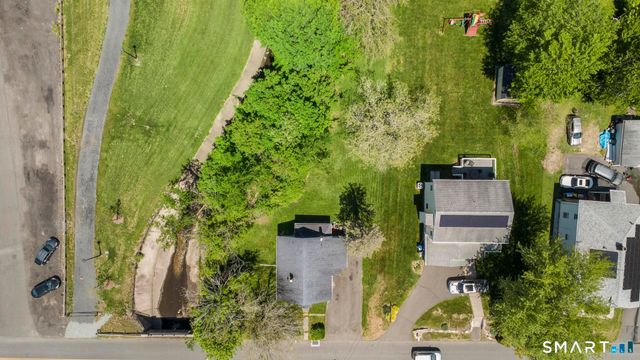 121 East Barber Street, Windsor, CT 06095