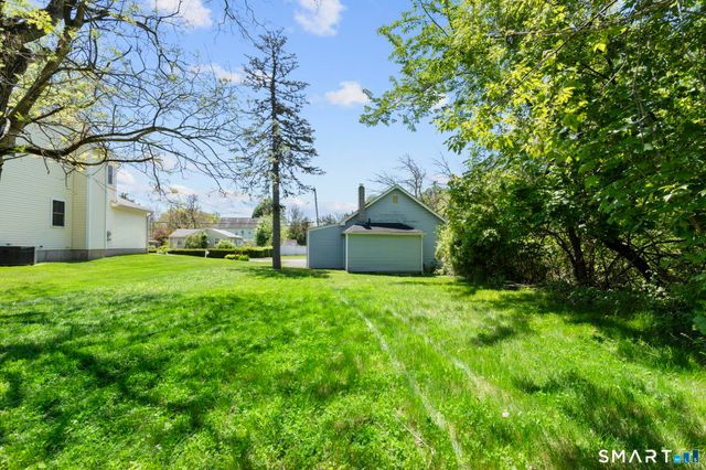 121 East Barber Street, Windsor, CT 06095