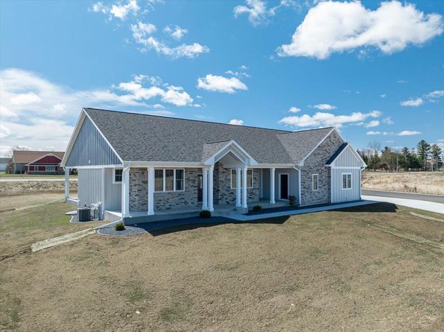 118105 BETTY DRIVE, Stratford, WI 54484