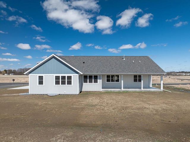 118105 BETTY DRIVE, Stratford, WI 54484