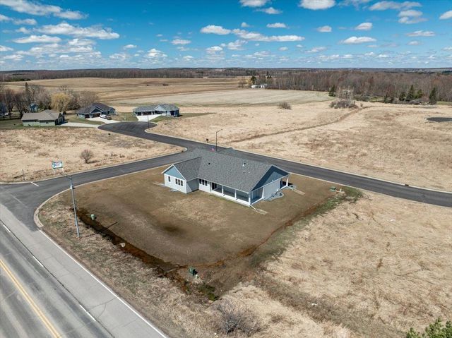 118105 BETTY DRIVE, Stratford, WI 54484