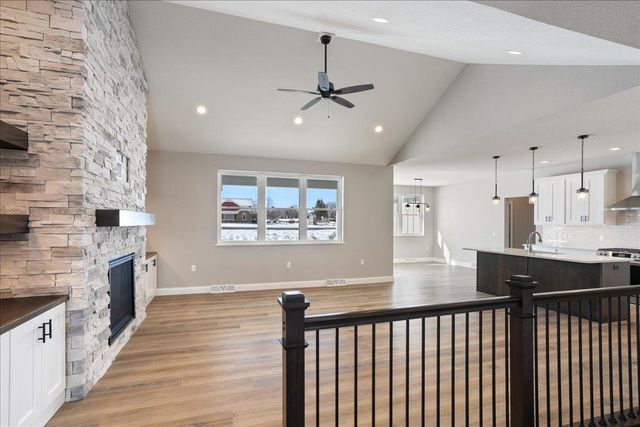 118105 BETTY DRIVE, Stratford, WI 54484