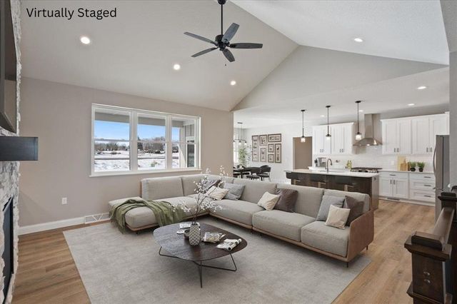 118105 BETTY DRIVE, Stratford, WI 54484