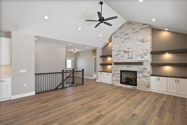 118105 BETTY DRIVE, Stratford, WI 54484