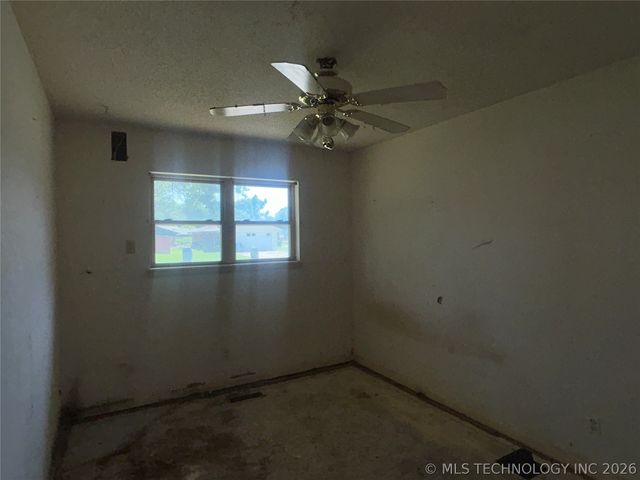 9067 E 33rd Street, Tulsa, OK 74145