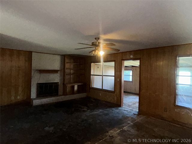 9067 E 33rd Street, Tulsa, OK 74145