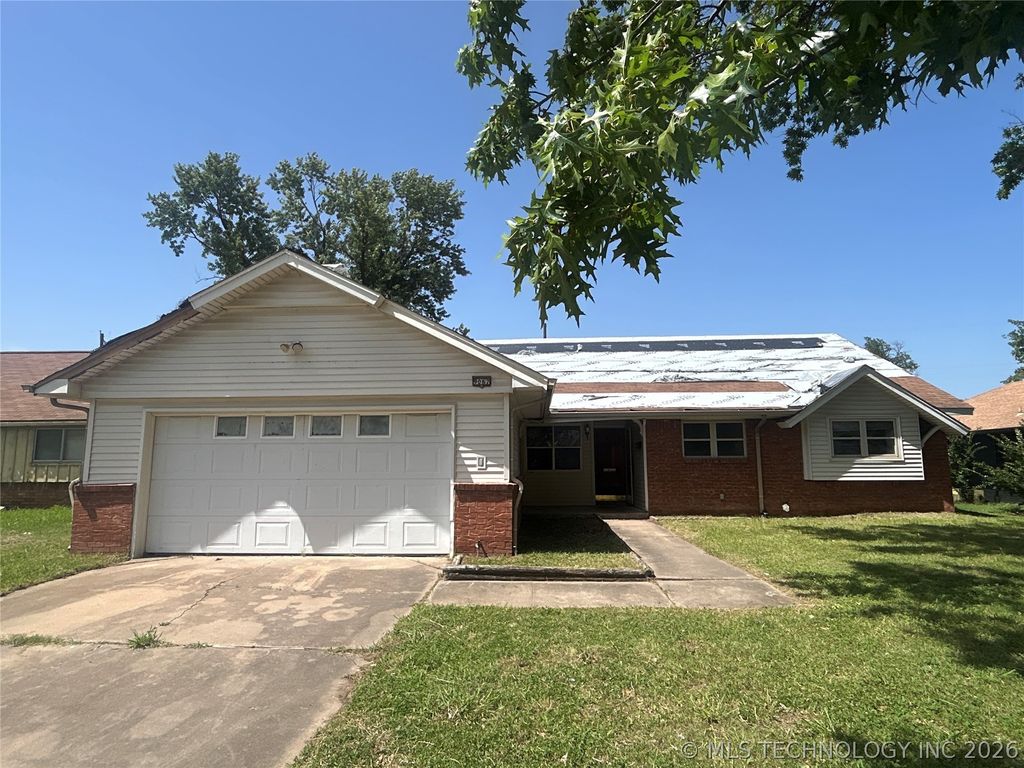 9067 E 33rd Street, Tulsa, OK 74145