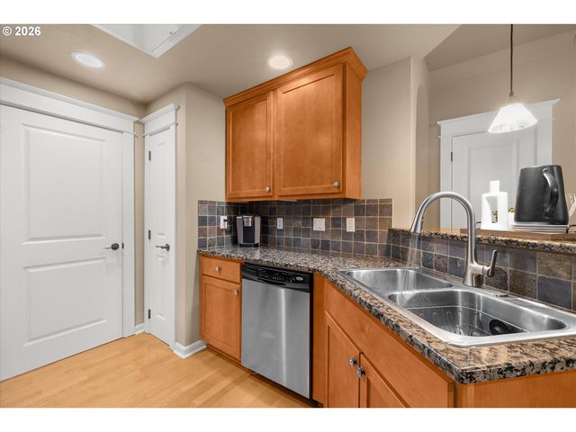 3480 SUMMERLINN Dr, West Linn, OR 97068