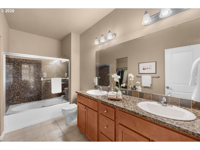 3480 SUMMERLINN Dr, West Linn, OR 97068