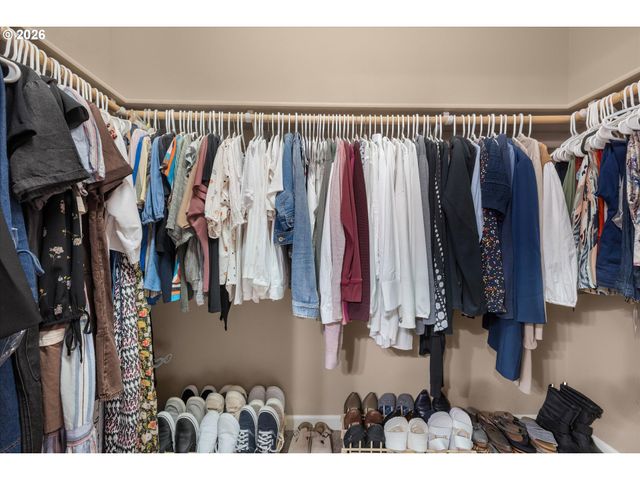 3480 SUMMERLINN Dr, West Linn, OR 97068