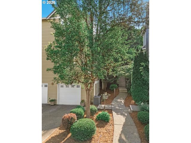 3480 SUMMERLINN Dr, West Linn, OR 97068