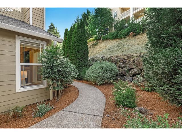 3480 SUMMERLINN Dr, West Linn, OR 97068