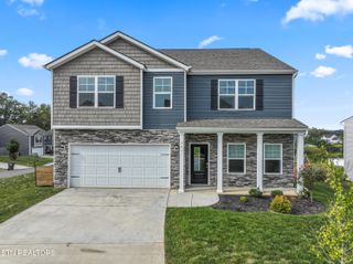 301 Heritage Crossing Drive, Maryville, TN 37804