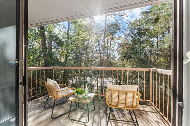 3500 Tangle Brush Drive 200, Spring, TX 77381