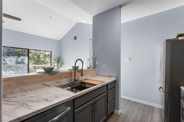 3500 Tangle Brush Drive 200, Spring, TX 77381