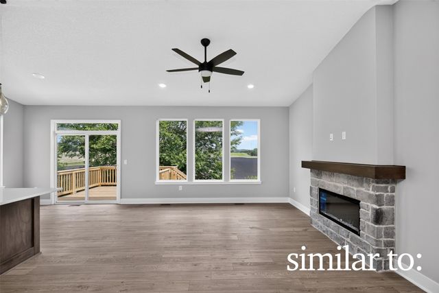 8216 Mahon Court, Johnston, IA 50131