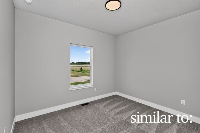 8216 Mahon Court, Johnston, IA 50131