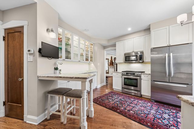 3800 N LAKE SHORE Drive 3D, Chicago, IL 60613