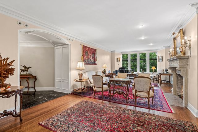 3800 N LAKE SHORE Drive 3D, Chicago, IL 60613