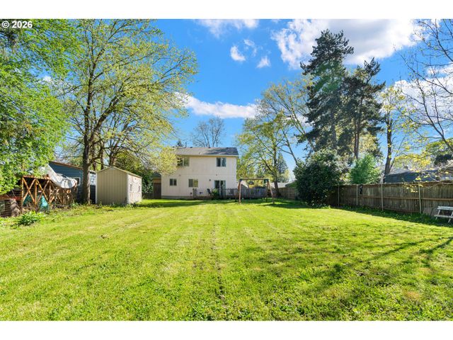 5519 Ne SKIDMORE St, Portland, OR 97218