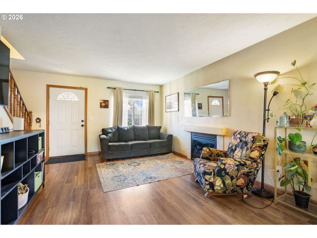 5519 Ne SKIDMORE St, Portland, OR 97218