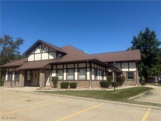 10900 Pearl Road C2, Strongsville, OH 44136