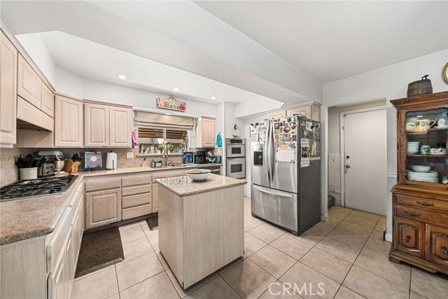 4024 E Del Valle, Orange, CA 92869