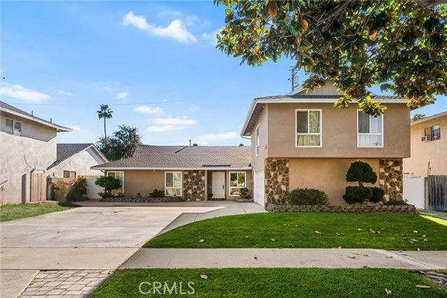 4024 E Del Valle, Orange, CA 92869