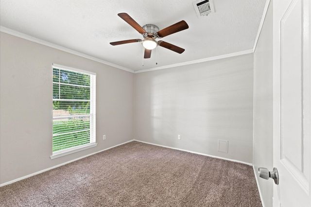 6210 Vinewood Lane, League City, TX 77573