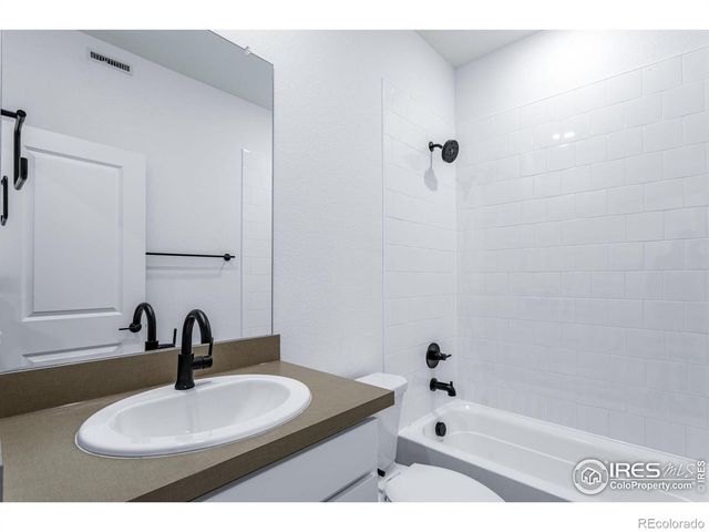 1772 Glacier Avenue, Berthoud, CO 80513