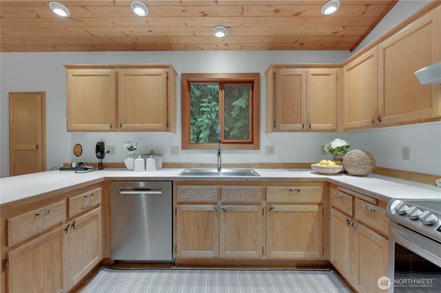 431 Taison Lane, Quilcene, WA 98376