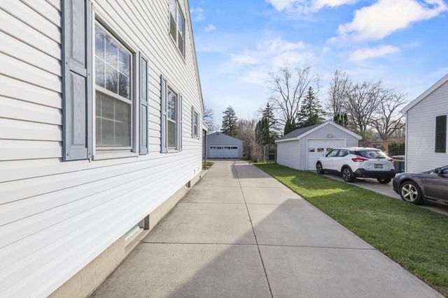 1260 MCCORMICK STREET, Green Bay, WI 54301