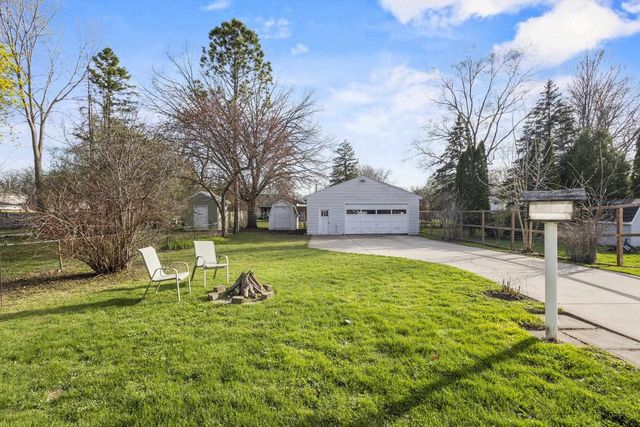 1260 MCCORMICK STREET, Green Bay, WI 54301