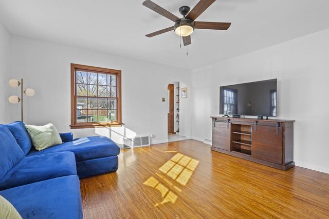 1260 MCCORMICK STREET, Green Bay, WI 54301