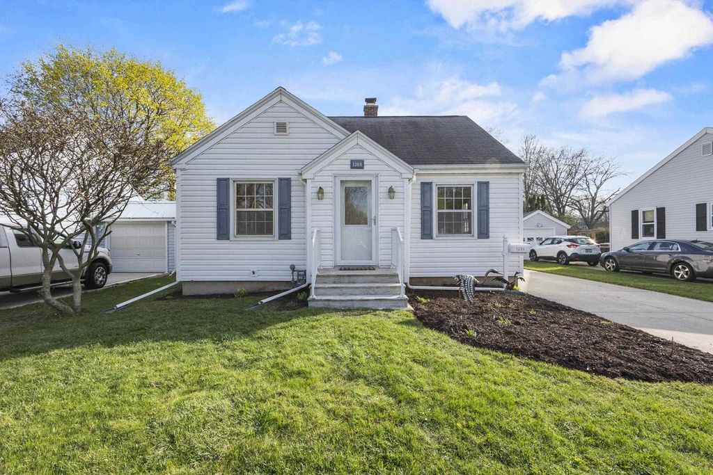 1260 MCCORMICK STREET, Green Bay, WI 54301